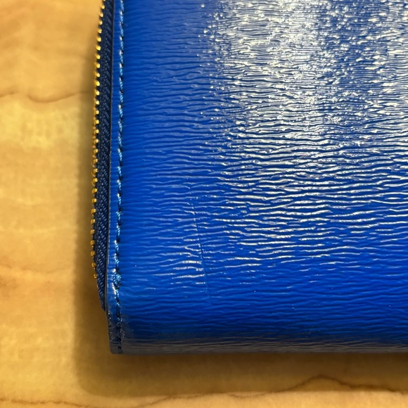 Kate Spade Continental Wallet - Picture 5 of 5